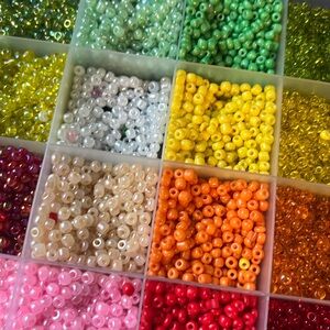 Making beaded necklaces